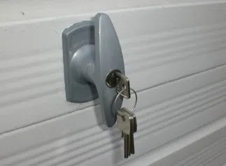 Marina del Rey Locksmiths Marina del Rey, CA 310-895-2957 - 17a-Garage-Door-Locks