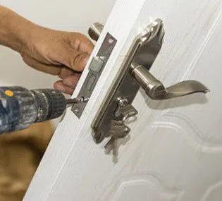 Marina del Rey Locksmiths Marina del Rey, CA 310-895-2957 - 5-Change-Locks